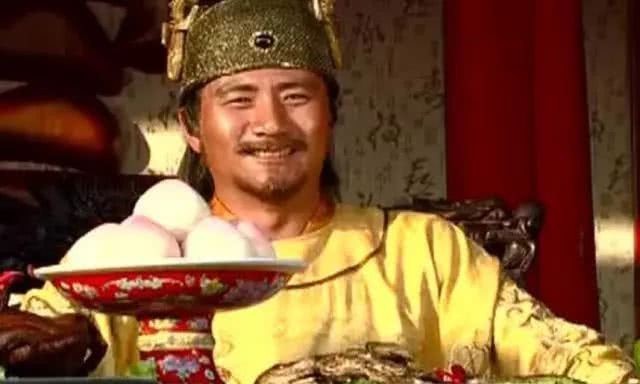 大臣|朱元璋请大臣吃饭,刘伯温看到桌上的杯子,叹道:皇帝要开杀戒