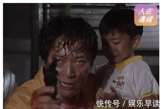 郑细凤$75岁的方刚变得慈眉善目,他脸上早已找不到“第一恶人”的影子