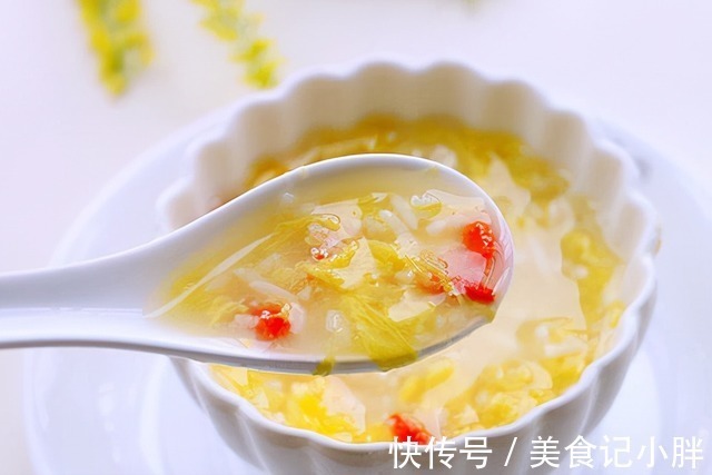 入秋后,早餐喝它,驱寒滋阴、美容养颜,女人不能错过