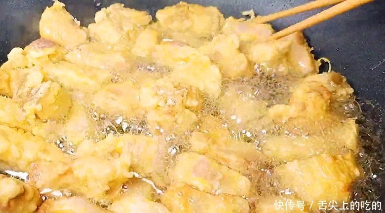 五花肉不要红烧啦,淋2个鸡蛋,你想不到的做法,每次上桌不够吃