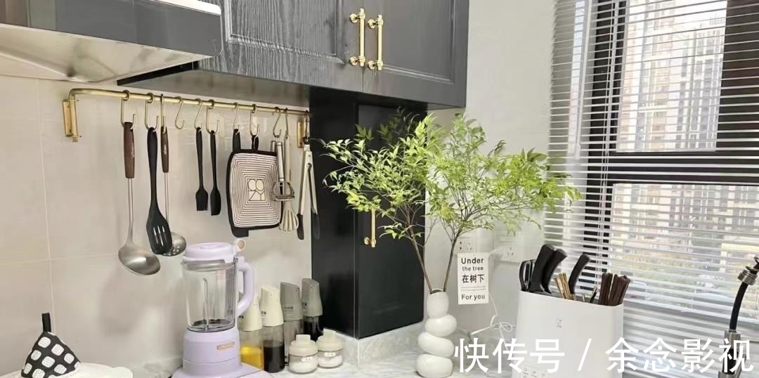 蕾丝|女主110㎡法式风格的家,颜值与浪漫并存,随手一拍就是杂志封面