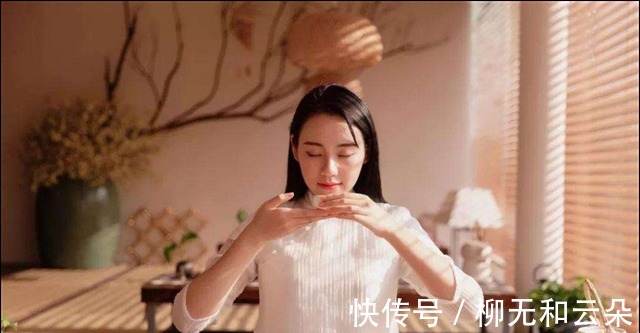 滋补美食|女人临近30岁,别总吃红枣,常吃这5种滋补美食,让你气色好!