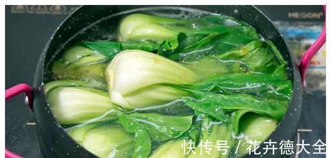 金针菇|宁可十天不吃肉，不可一日不食菌！8道菌类菜肴，荤素都有，收藏