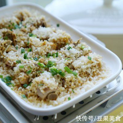 番茄土豆饭|糯米蒸排骨&番茄土豆饭「北鼎蒸炖锅食谱」