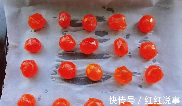 酥皮月饼|中秋来点不一样的，五彩月饼颜值高，酥软不腻味道好！