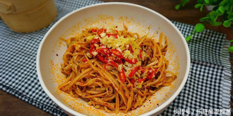 好吃|晚餐不吃主食就吃它,坚持一个月,腰细了,体重轻了,好吃又管饱