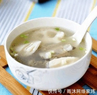 皮肤|皮肤怎么补水每天一碗汤喝出女人好气色