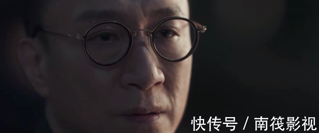 扫黑风暴|连续2天播放量第一,《扫黑风暴》口碑炸了,可观众却开始狠骂了