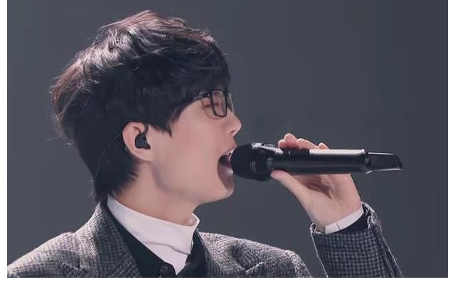 許嵩與劉瑾睿合唱《白色面包車》，嵩選之女屬實讓我羨慕了