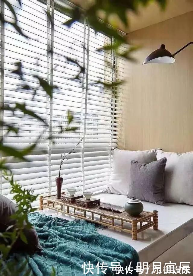 定制|你家飘窗用来堆杂物太浪费了，看看别人家是怎么装修的