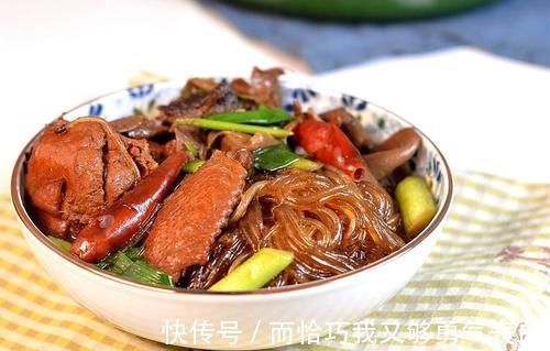 经典|它是东北八大炖之一，无法超越的经典，炖出东北的好客与温柔！