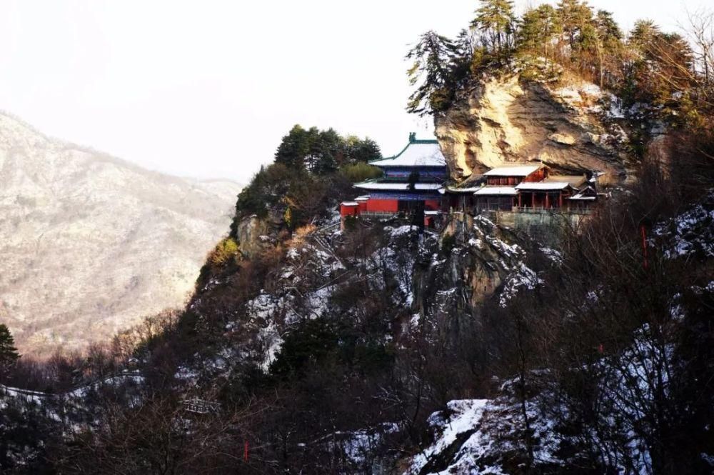 风雪|风雪武当山,仙境藏玄机!大雪封山时,道人、隐士都在干什么!