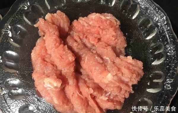 酸菜豆腐|这是“钙库”,吃钙片不如吃这,2块钱一斤,家家户户吃得起!
