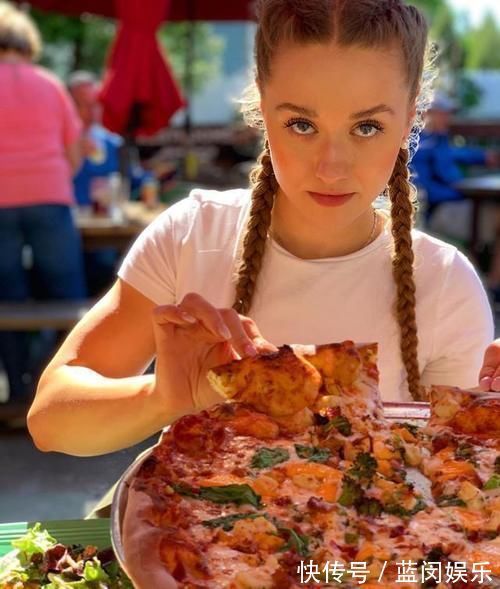 训练|乌克兰健身达人,在家大饱口福,身材依然很棒