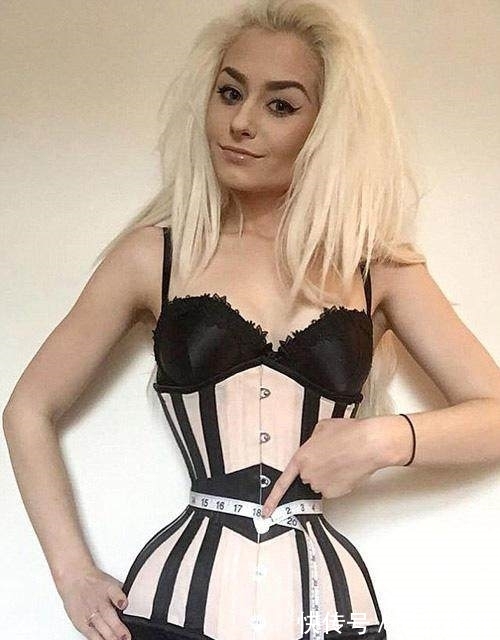 smith|女子为拥有世界最细的腰，每天穿6个小时束身衣，如今腰围仅43cm