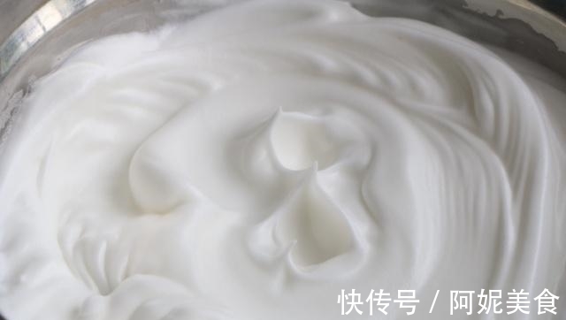 包子|黑米新吃法，不用水不加油，打上鸡蛋做米糕比包子好吃