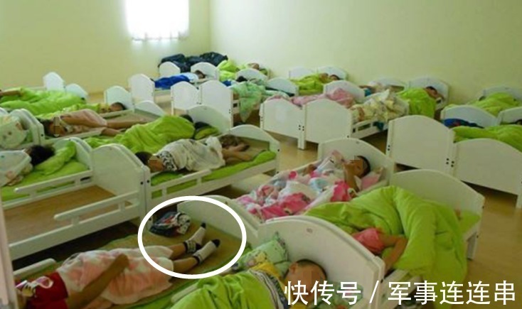 亮亮|幼儿园午睡时孩子“头对脚”,洁癖家长无法忍受,老师表示很正常
