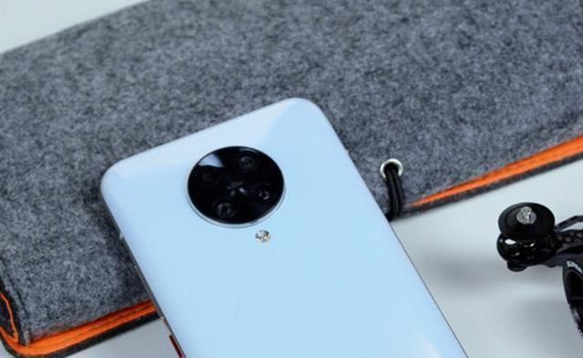 手机|目前最值得入手的三款手机几乎都是零差评，拿出去有面子