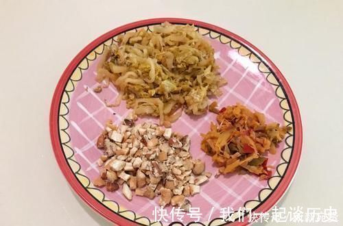 做法|儿子点名要吃的早餐，营养美味，做法很简单，分分钟就能搞定