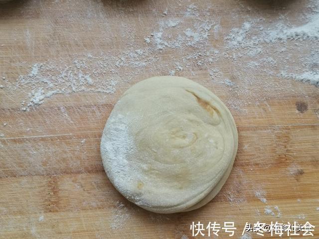 面粉|面粉学会这样做,做法简单酥脆好吃,一次做20个一周都不坏,真香