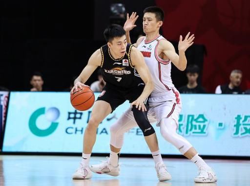 双星|13中1合砍4分！辽宁双星该狠批 出战64分钟疯狂梦游打铁！