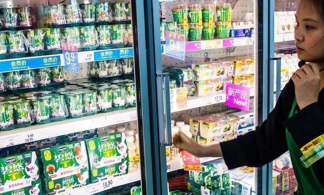 买酸奶，不要只盯着价格看，认准这“三个字”，买到的都是好酸奶