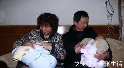 二胎|独生女喜得二胎,孩子外婆随母姓,家产全给娃,婆家却不乐意了