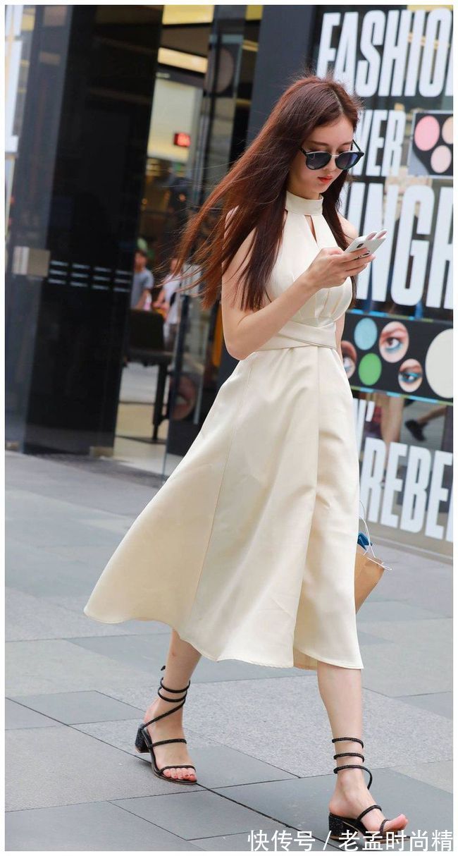 高跟鞋 气质美女穿白色连衣裙,仙气飘飘,优雅干练