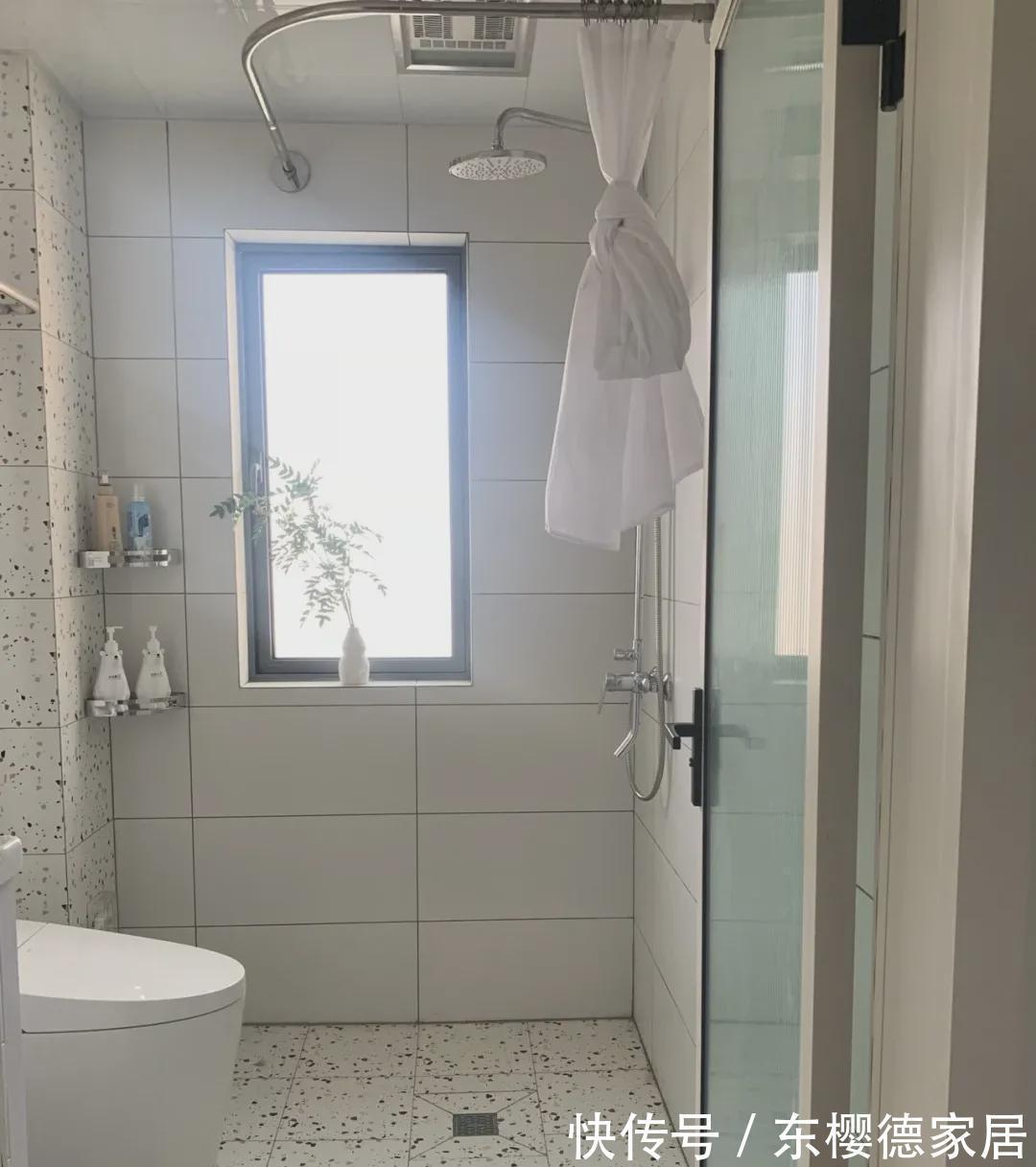 乳胶漆|102平温馨家,坚持“素墙”主义,实用性满分,果然越简单越耐看