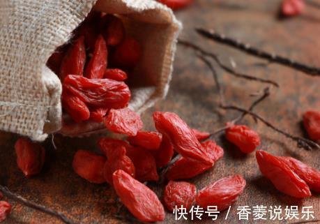 身体不适|枸杞和它是天生的“敌人”，不能一起食用，记得告诉家里人
