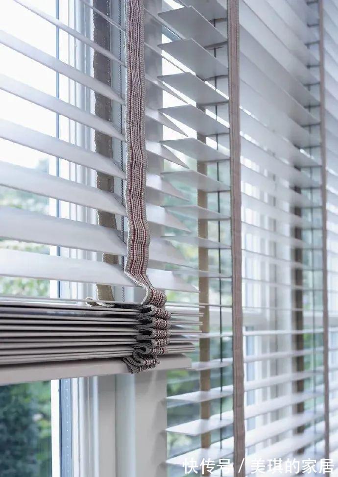 窗纱|新房窗帘不知如何选?教你6种窗帘搭配方法,让你家客厅颜值增倍