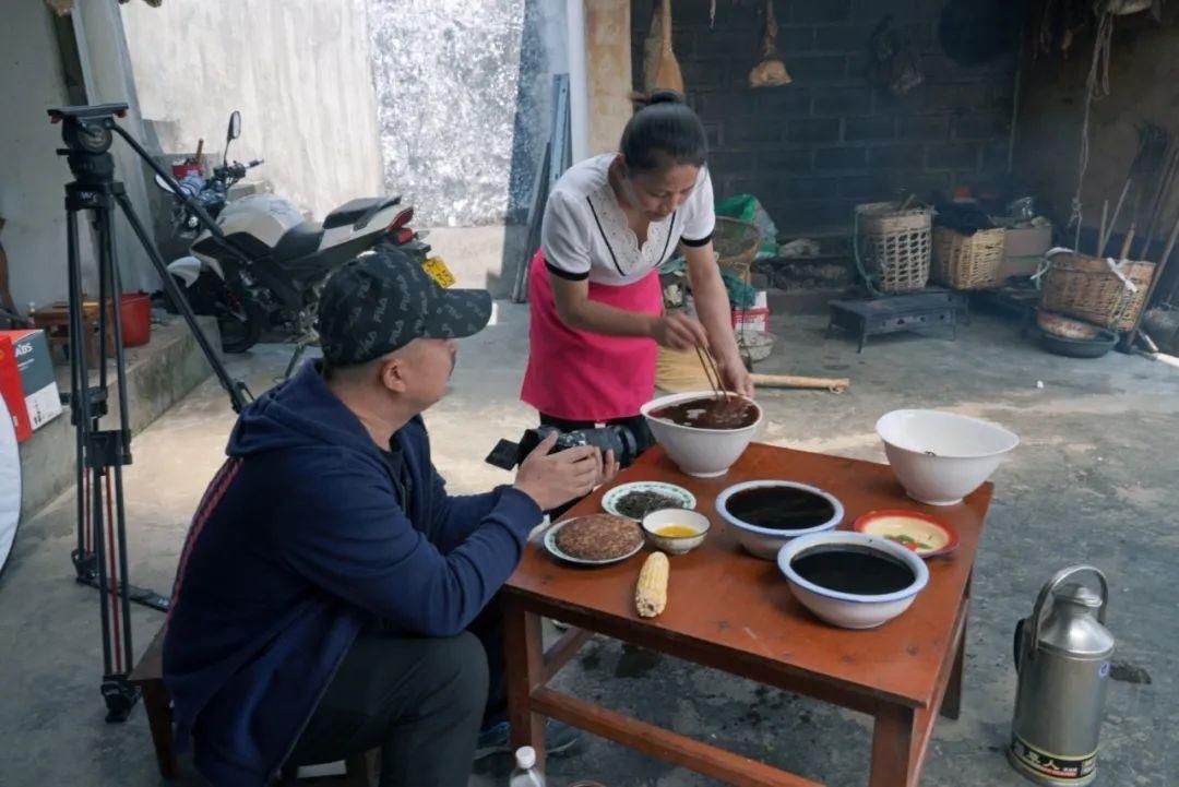 央视《味道》在昌宁寻找原味美食，精彩镜头大集锦上菜咯！