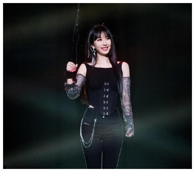 《浪姐2》成团榜趋势明朗，李菲儿存理论可能，上季问题值得警惕