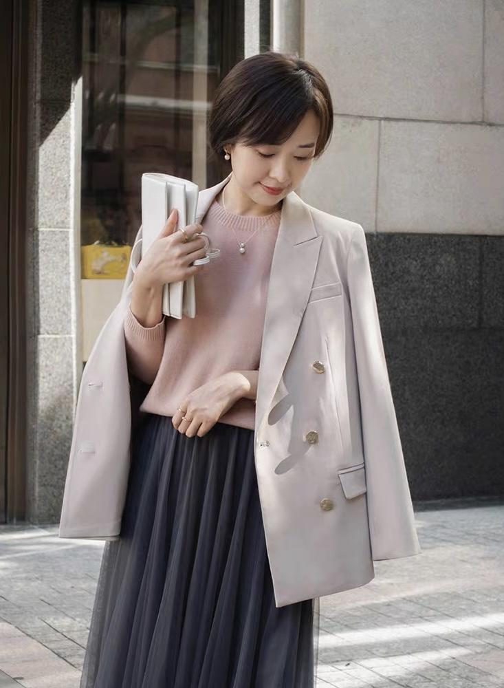 西装|中年女人要学会穿“西装”,不挑人又chic,出街赚足回头率