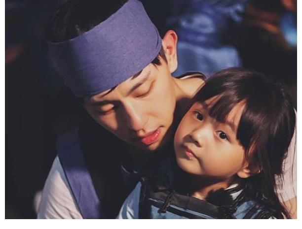 9岁小山竹变化大,曾搭档邓伦上《爸爸去哪儿》,今坐拥334万粉丝