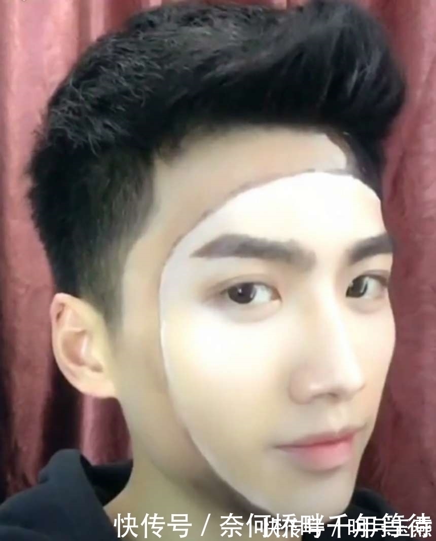 3D面具$小伙在脸上画3D面具,透明效果有点震撼,网友表示:想学