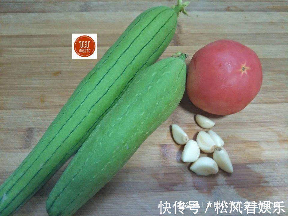 入味|丝瓜和这两样一起炒，可口下饭，入味又下火，你真的不能错过！