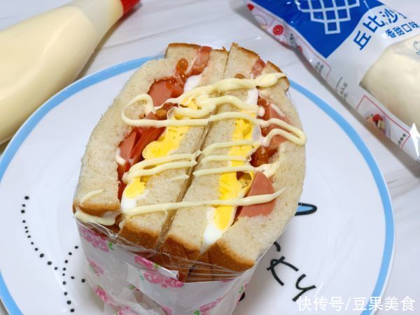 沙拉酱|鸡蛋火腿肠三明治你这么做，不怕你不上瘾