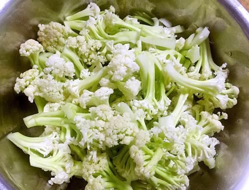 這道菜家人最愛，色香味俱全，十分下飯，而且鈣含量較高