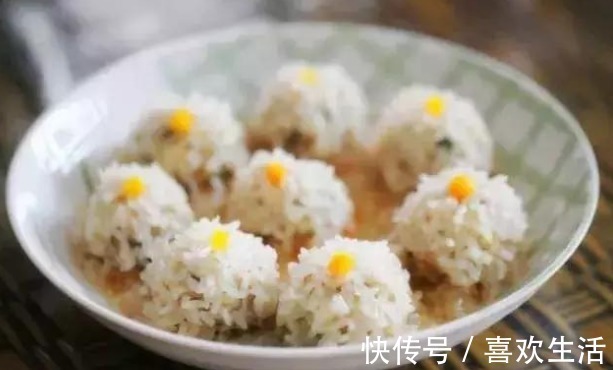 鸡蛋和豆腐在一起堪比大鱼大肉,营养好吃,妈妈们学起来