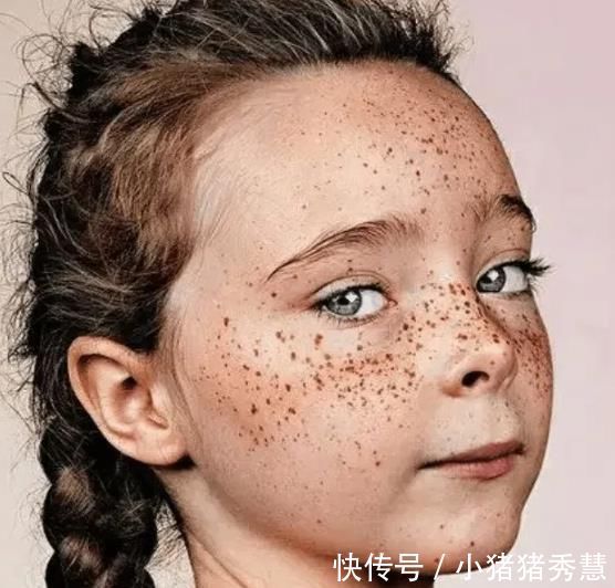 口红|男生最“忍不了”女生这3大“特征”,网友:还不如“素颜”好看