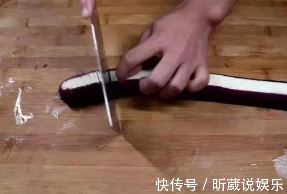 盘龙茄子|茄子别老是红烧了，教你个新吃法，上桌抢着吃，连汤汁都不剩！