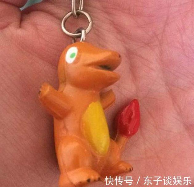 拾部君|童年崩坏!诡异山寨玩具大集合!皮卡丘跳舞似魔鬼的步伐