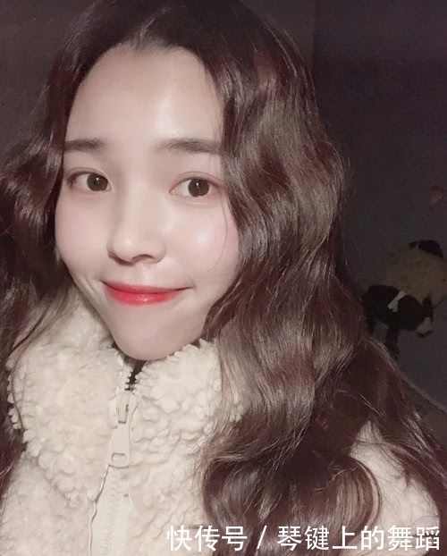 卷发|大圆脸、方脸女生福音!几款时髦发型了解下,显瘦可不止一点