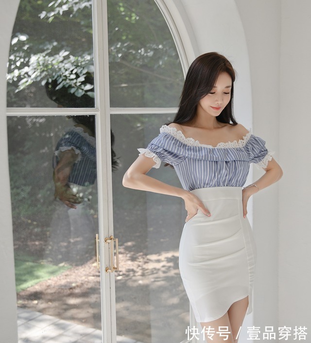 波尔卡褶皱|女神孙允珠高清时尚搭配:钻蓝条纹晴空波尔卡褶皱衣裙