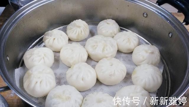 馒头|不管蒸包子还是馒头，和面时加点“它”，出锅后松软又不塌陷