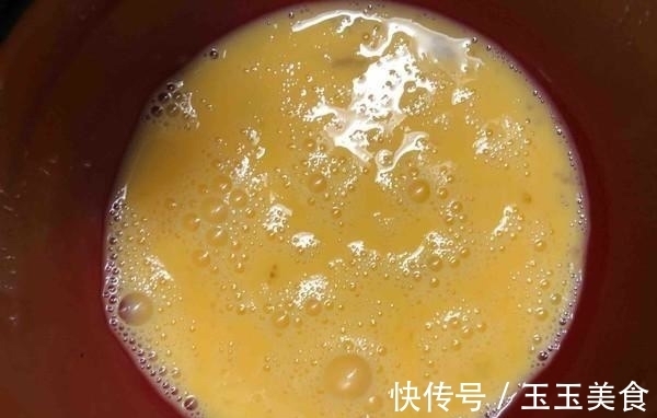 青霉素|鸡蛋和它炒,被称为“天然青霉素”,一星期吃两次老人小孩少感冒