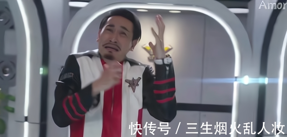 奥特曼|特利迦奥特曼:黑暗三巨人各怀鬼胎,第18话有过去迪迦的影子了?