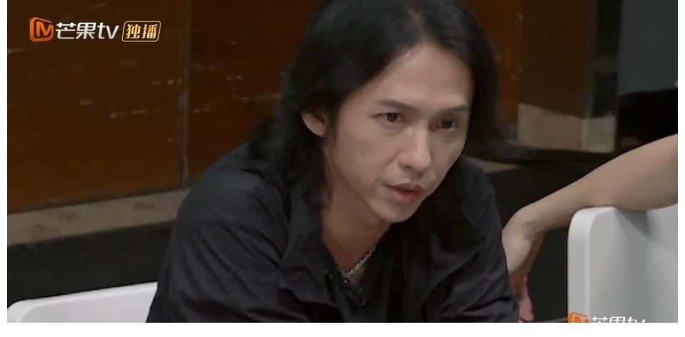 披荆斩棘|《披荆斩棘》阵营抢位战， 张淇踏出舒适圈， 京味说唱， 燃炸全场!