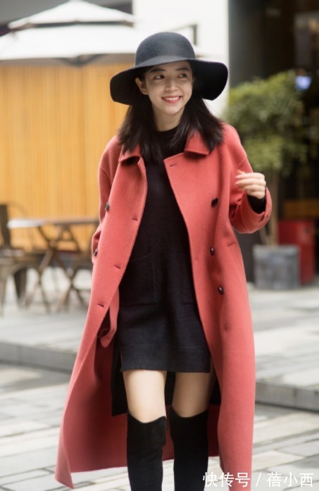 马丁靴|奔三奔四的女人,建议多穿大衣+“长筒靴”或“短靴”,时髦洋气